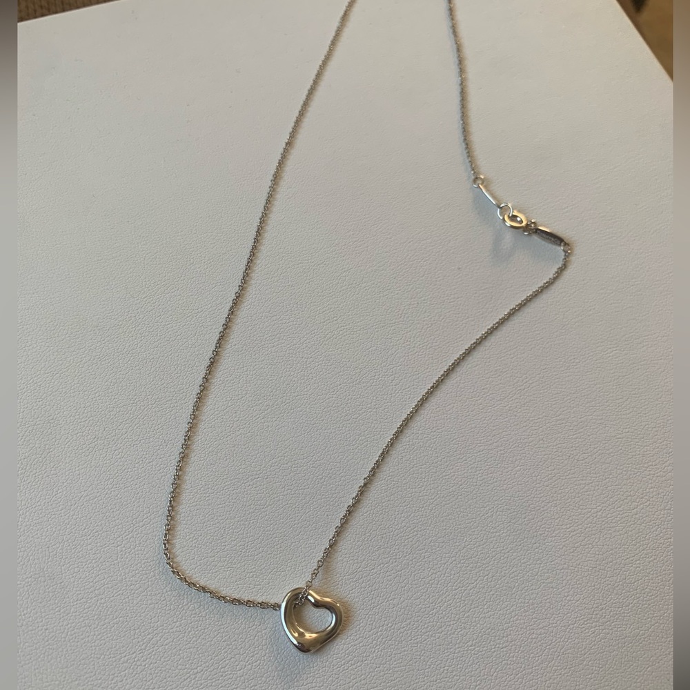 Tiffany Elsa Peretti Open Heart pendant